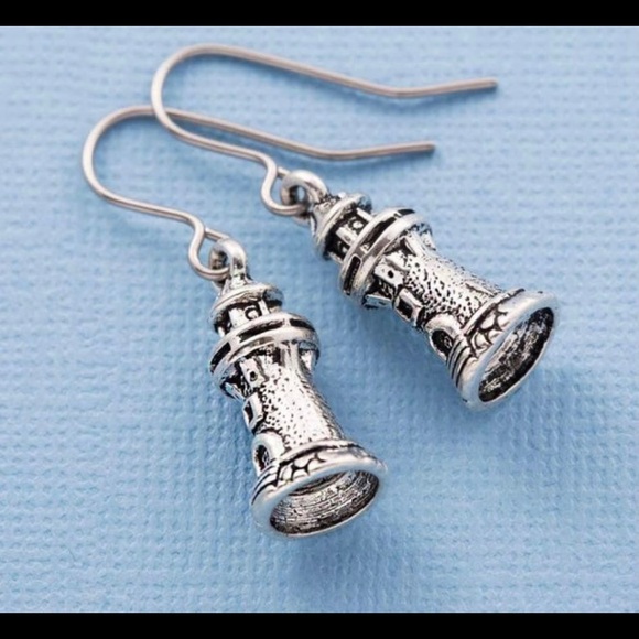 Beautiful Nautical Ocean 🌊 Beach Lighthouse charm earrings - Picture 5 of 8